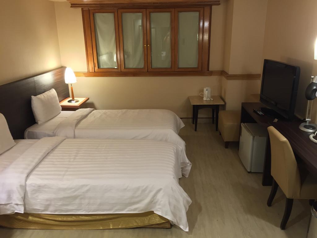 Goodness Hotel Гаосюн Екстер'єр фото