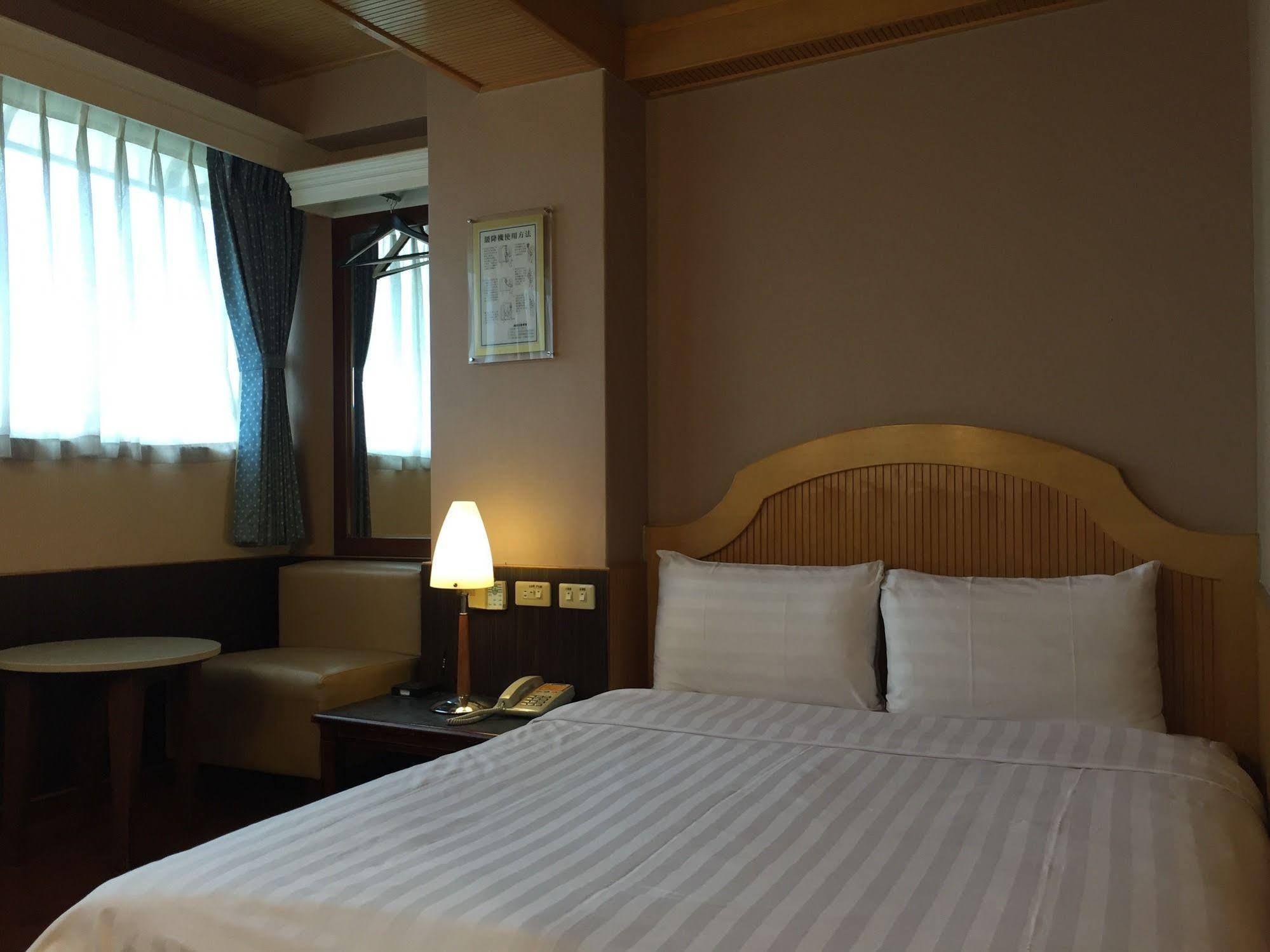 Goodness Hotel Гаосюн Екстер'єр фото