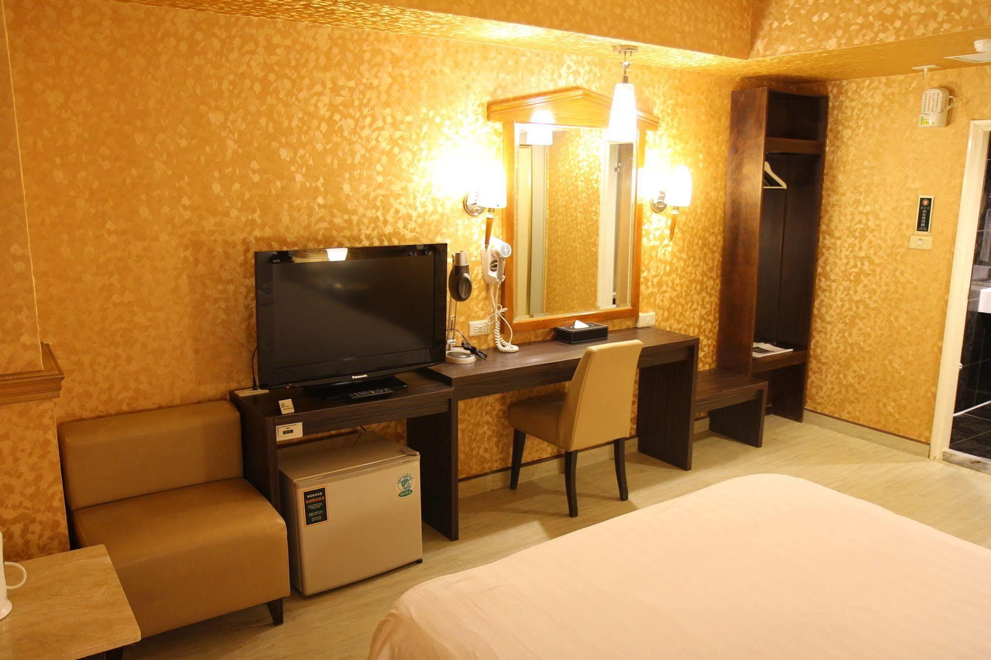 Goodness Hotel Гаосюн Екстер'єр фото
