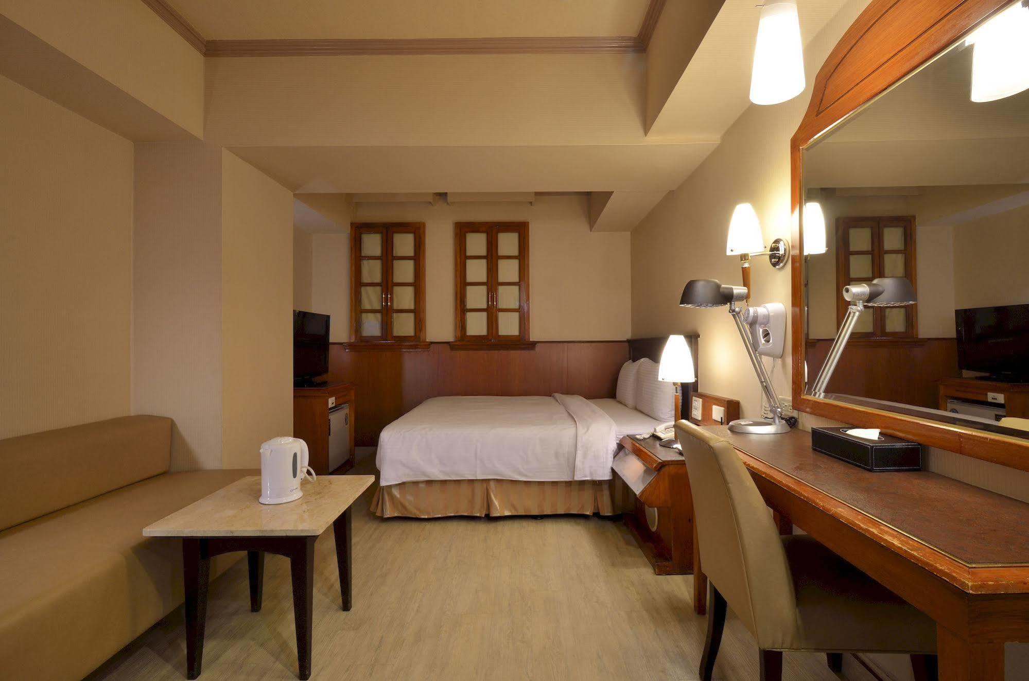 Goodness Hotel Гаосюн Екстер'єр фото