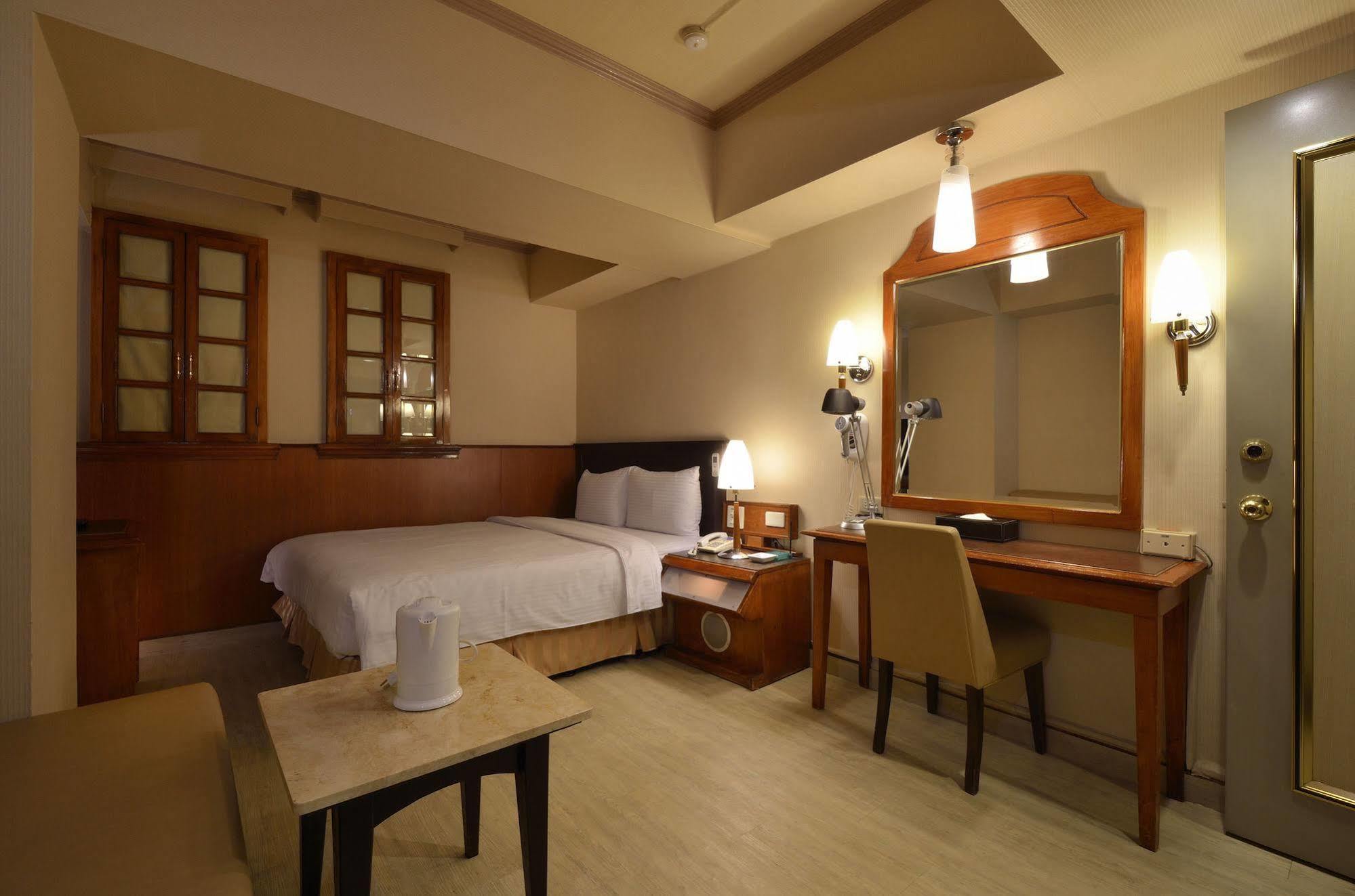 Goodness Hotel Гаосюн Екстер'єр фото