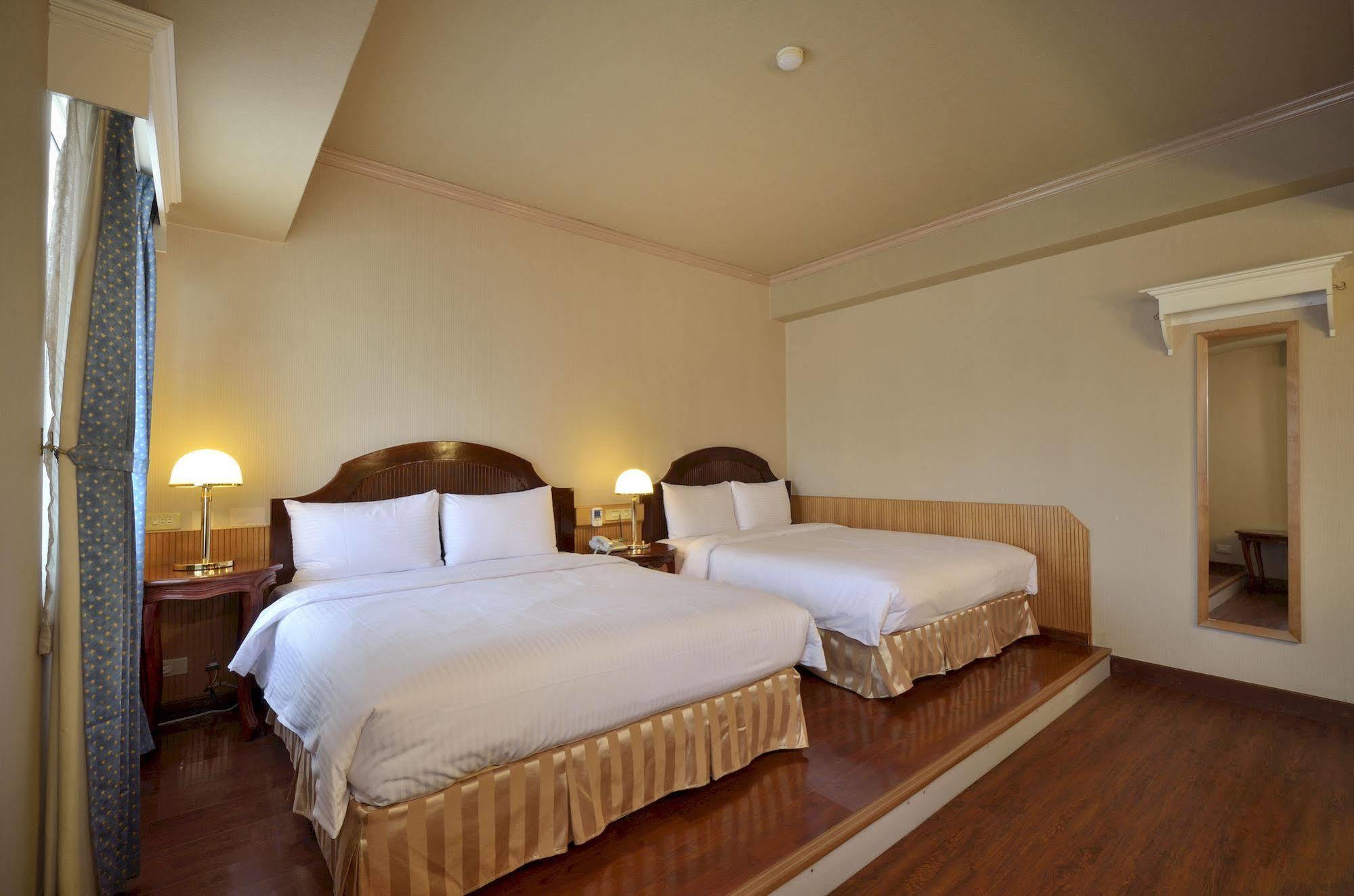 Goodness Hotel Гаосюн Екстер'єр фото